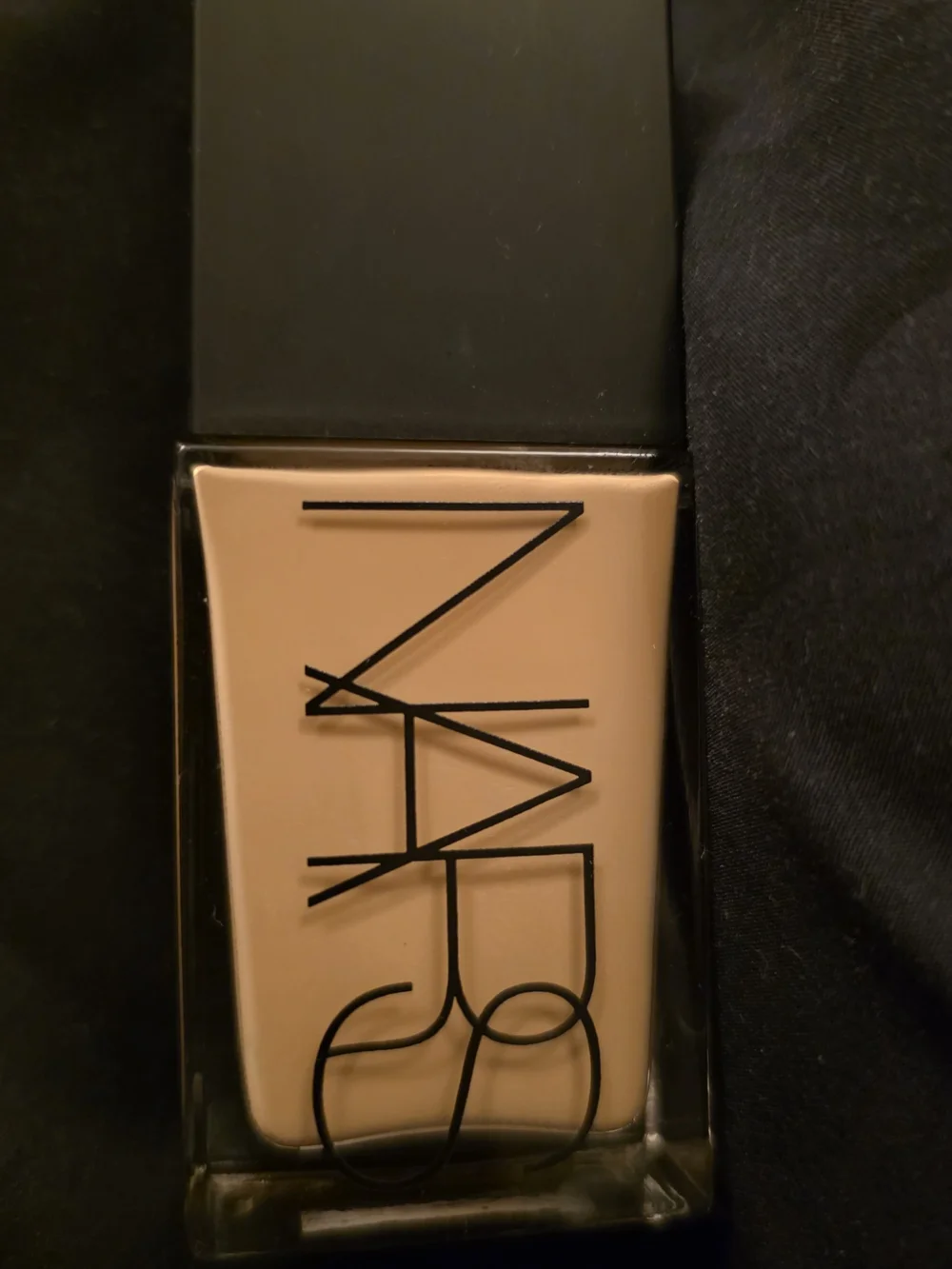 NARS light reflecting foundation-- Salzburg L3.5 Foundation